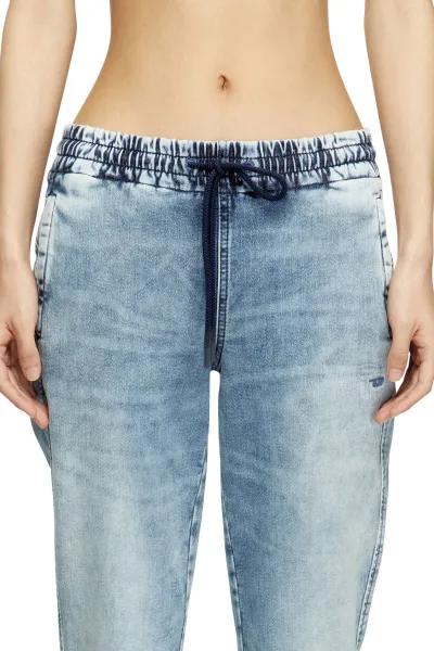 Džínsy Diesel 2069 D-Ebbey Jogg Sweat Jeans Blue