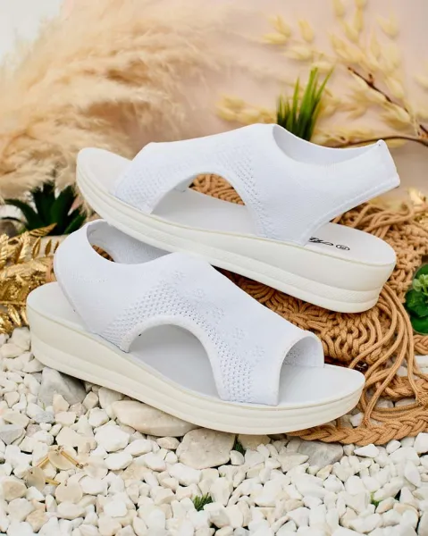 Resti Women's Abibin Uppers Sandals