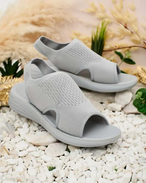Resti Women's Abibin Uppers Sandals