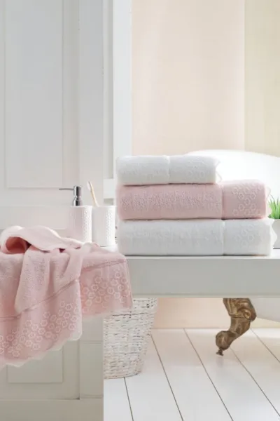 Soft Cotton Darčekové balenie uterákov a osušiek FREYA
