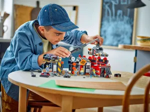 LEGO® City 60472 Šrotovisko s autami
