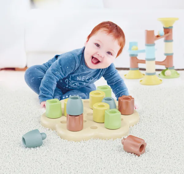 PlayBio - Chunky Peggy