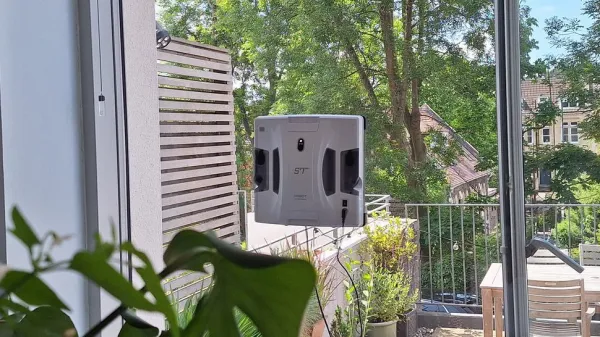 HOBOT S7 PRO robotický čistič oken