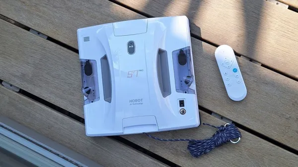HOBOT S7 PRO robotický čistič oken