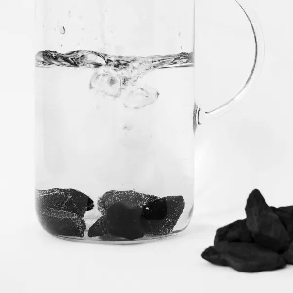 Minerál šungit drť - prírodný filter vody 500g - Herbatica