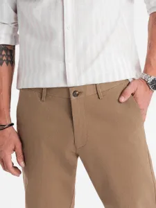 Elegantné pánske chinos nohavice tmavobéžové