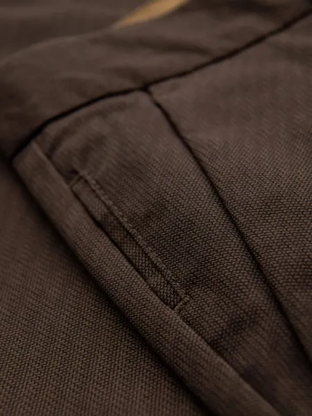 Elegantné pánske chinos nohavice hnedé