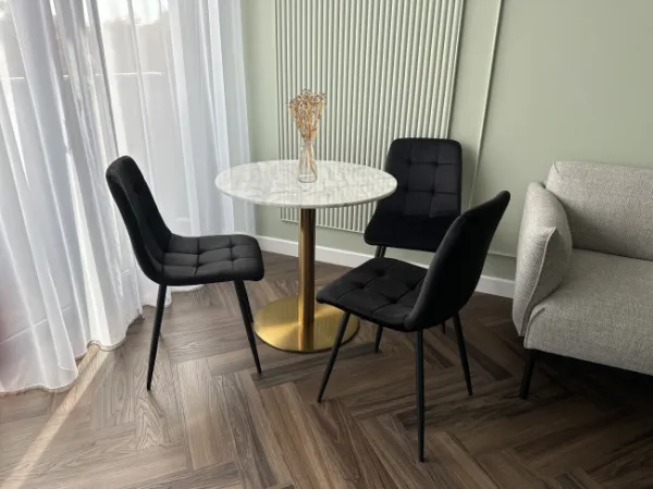 TZB Čalúnená designová stolička ForChair čierna