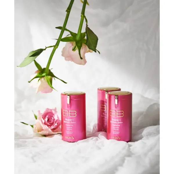 Skin79 Super+ Beblesh Balm rozjasňujúci BB krém SPF 30 odtieň Pink Beige 40 ml
