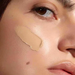 MÁDARA Skinonym Semi-Matte Peptide dlhotrvajúci make-up s peptidmi odtieň True Beige 35 30 ml