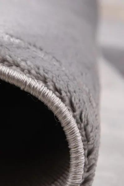 Koberec Diamond K8782S strieborný