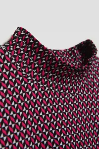 Marisse Patterned Fuchsia Turtleneck Blouse