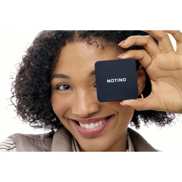 Notino Mirrors Magnifying Compact Mirror kozmetické zrkadielko Black 1 ks