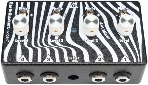 Earthquaker Devices Four To One Mixer