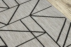 Behúň SIZAL FLOORLUX 20605 trojuholníky geometrický - strieborný, čierny