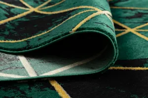 Koberec EMERALD exkluzívny 1020 glamour, styl marmur, trojuholníky fľaškovo zelený / zlatý