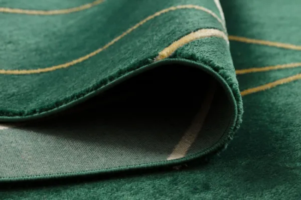 Koberec EMERALD exkluzívny 1013 glamour, styl geometrický fľaškovo zelený / zlatý