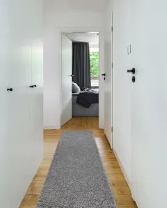 Koberec / Behúň SOFFI shaggy sivý