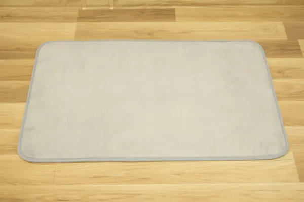 Kúpeľňový koberček Bathmat svetlosivý