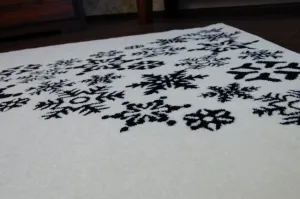 Koberec XMAS - F792 krém/čierny