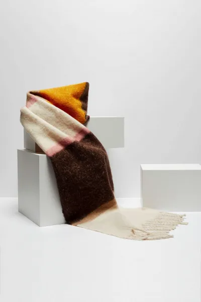 Marisse Striped scarf