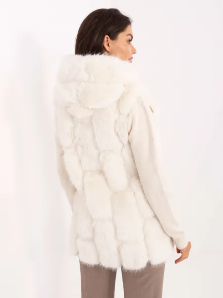 Vest-AT-KZ-2379.96P-ecru