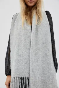 Marisse Plain scarf with fringes