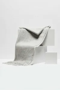 Marisse Plain scarf with fringes