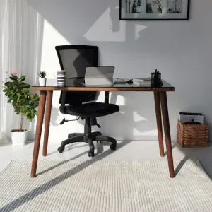 Kalune Design Písací stôl COZY z masívu orech/sklo
