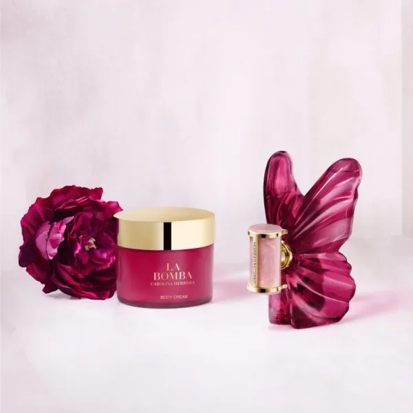 CAROLINA HERRERA La Bomba trblietavý olej na telo pre ženy 150 ml