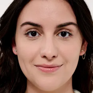 Benefit The POREfessional Foundation tekutý rozjasňujúci make-up s niacínamidom odtieň 4N Wonder 30 ml