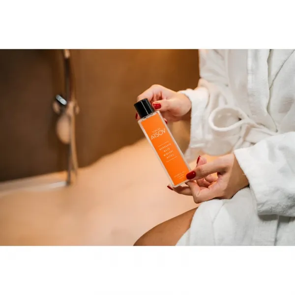 Tomas Arsov Mandarin Musk Mineral Notes Shower gel parfumovaný sprchovací gél s vôňou Mandarin 200 ml