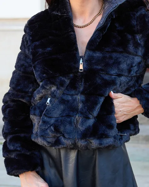Resti Double-sided women's jacket with fur in black