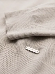 Pánsky sveter OMBRE Sweater OM-SWSW-0183 V-3ight grey