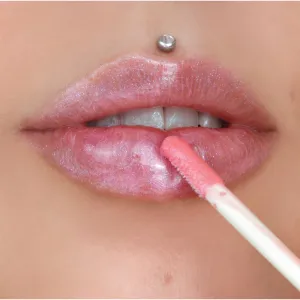 Jeffree Star Cosmetics The Gloss lesk na pery s hydratačným účinkom odtieň Candy Drip 4.5 ml