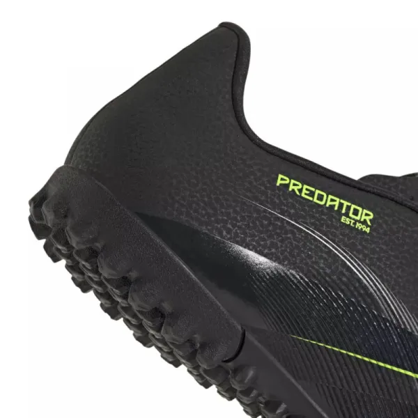 Pánske futbalové kopačky turfy ADIDAS Predator Club M TF core black carbon lucid lemon