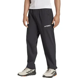 adidas MULTI ESSENTIALS PANTS Pánske turistické nohavice, čierna, veľkosť