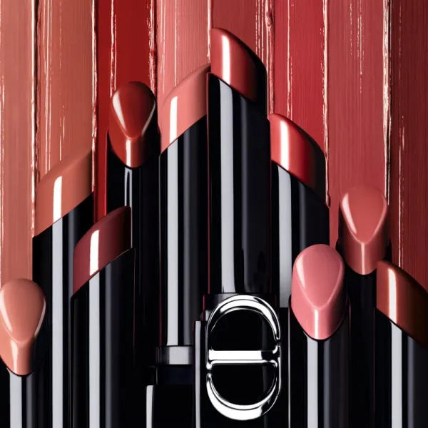 DIOR Rouge Dior On Stage dlhotrvajúci rúž odtieň 550 Red Shock 2.2 g