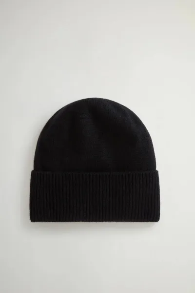 Čapica Woolrich Cashmere Ribbed Beanie Black