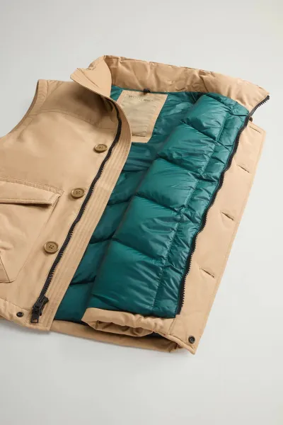 Vesta Woolrich Ramar Vest Gold Khaki