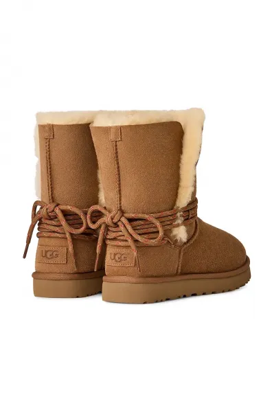 Semišové snehule UGG Bailey Tie