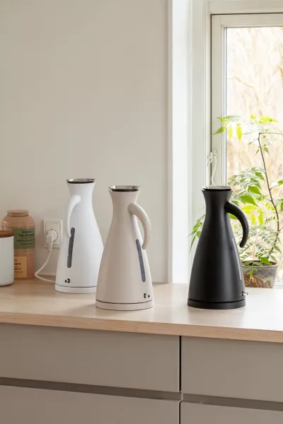 Rýchlovarná kanvica 1,5 l matná biela - Eva Solo