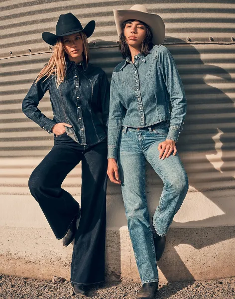 WRANGLER Dámske džínsy  CANYON DENIM LINES 112371187 Velikost: 30/32