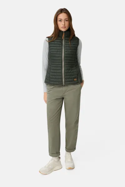 Vesta Camel Active Vest Fir Green