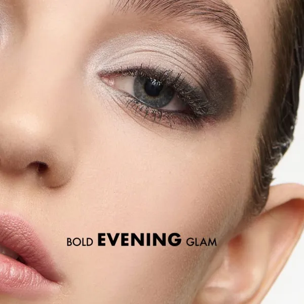NOBEA Day-to-Day Naturally Nude Eyeshadow Palette paletka očných tieňov 24 g