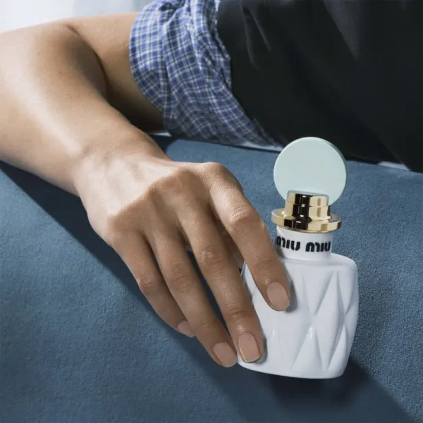 Miu Miu FLEUR DE LAIT Parfumovaná voda