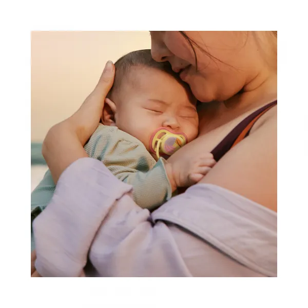 Philips AVENT Cumlík Ultra air fialová/žltá 0-6m obrázok dievča 2ks