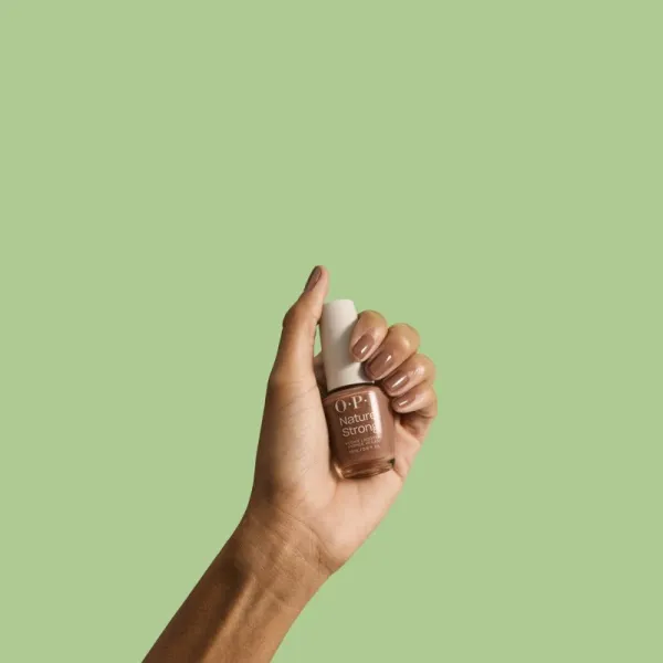 OPI Nature Strong Nails&Skin lak na nechty vegan odtieň Rooting For Hue 15 ml