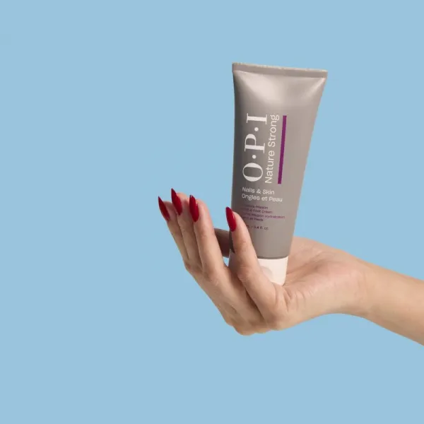 OPI Nature Strong Nails&Skin hydratačný krém na ruky a nohy 100 ml
