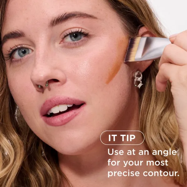 IT Cosmetics Hluxe Spatula štetec na make-up a korektor #10 1 ks
